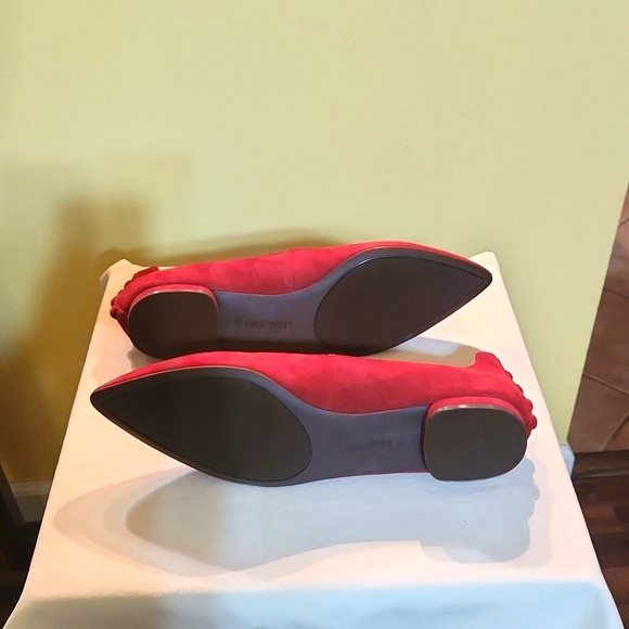 Flats - Picture 3 of 4